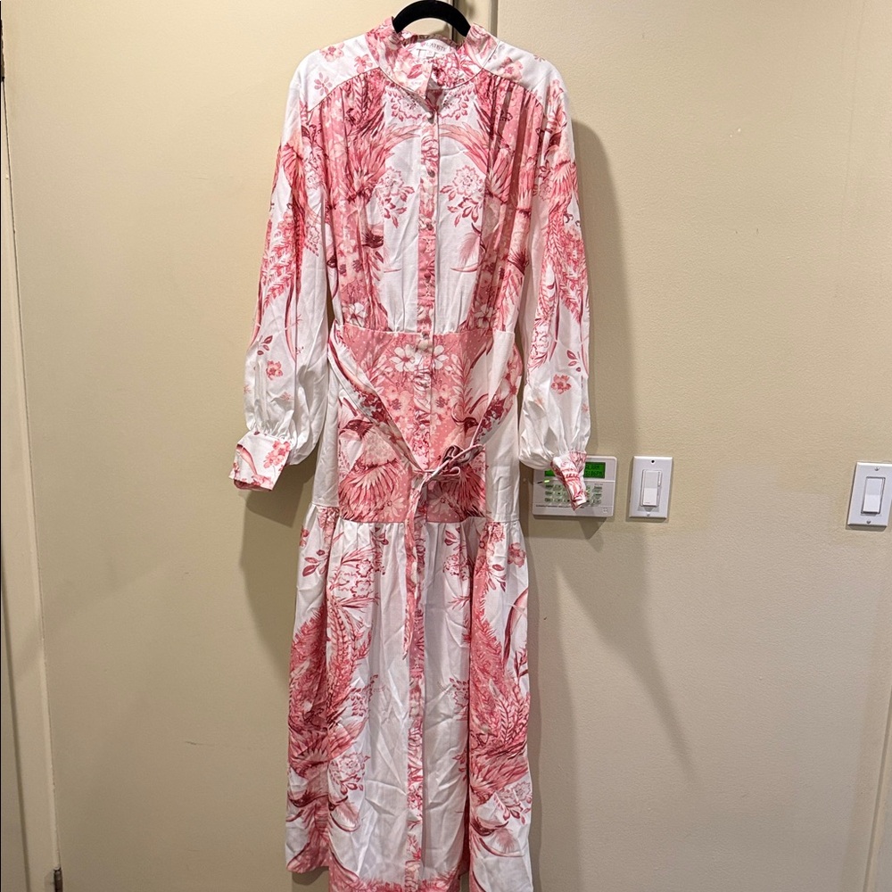 L'ATISTE Pink and White Long Sleeve Dress